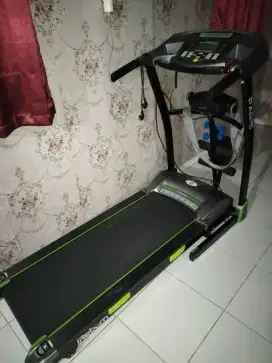 Dijual treadmill ireborn Paris