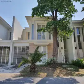 Rumah LONG BEACH Pakuwon City , New, Minimalis, Furnish