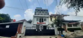 Rumah/Guesthouse Radio Dalam