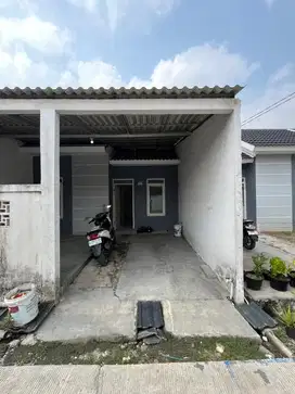 DIKONTRAKAN RUMAH DI BALARAJA LOKASI STRATEGIS *NEGO