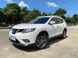 Nissan XTrail 2.5 Bensin-AT 2017 Putih WZZ