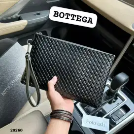 Clutch fendi atau gucci model keren banyak model Pria