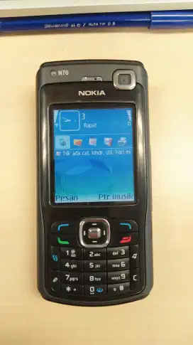 Nokia N70 nyala