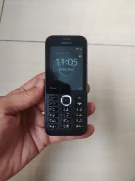Nokia 215 Hitam