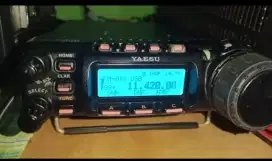 Yaesu FT857 VHF UHF HF