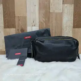 Tumi harrison daniel utility pouch leather original
