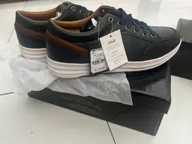 Sepatu baru COLE size 41 darkblue leather