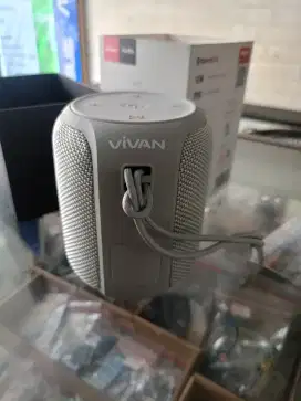 Vivan Waterproof Bluetooth Speaker