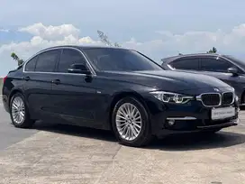 BMW 320i Luxury 2018