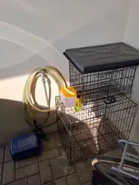 Kandang Kucing & Makanan Kaleng Baru