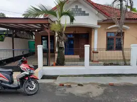 Disewakan di komplek Maskarebet ( Nego Sampai Jadi )