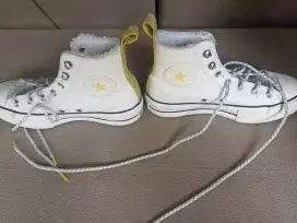 Sepatu converse chuck taylor all star sherpa hiker leather