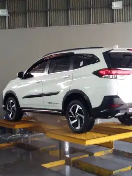Toyota rush 2019 m/t