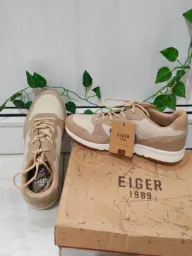 Sepatu eiger original size 41