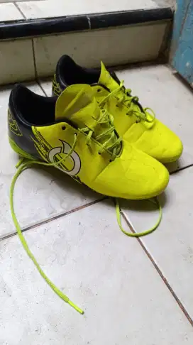 SEPATU BOLA ANAK ORTUS