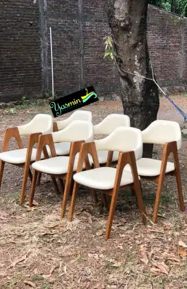 Kursi cafe minimalis