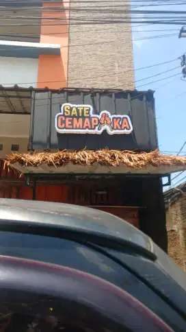 Neon box akrilik untuk mempercantik tempat usaha anda harga terjangkau