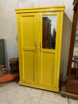 Lemari triplek 2 pintu