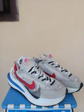 Sepatu Nike Sacai