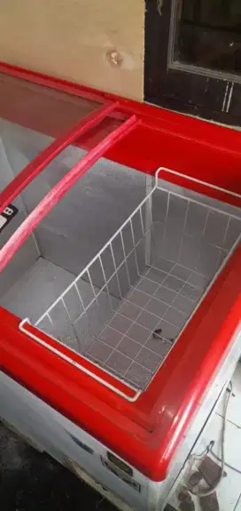 Freezer box sliding siap pakai normal no minus blm pernah diservic