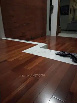 parquet lantai kayu finishing uv coating kempas lebar 9