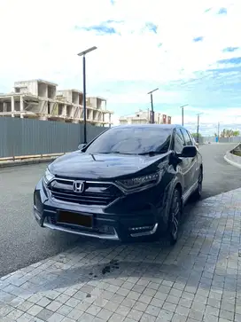 CRV TURBO PRESTIGE 1,5 AT HITAM