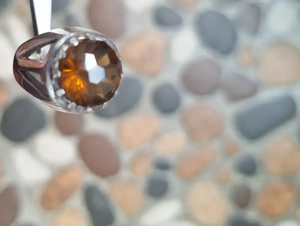 Batu Natural Madeira Citrine