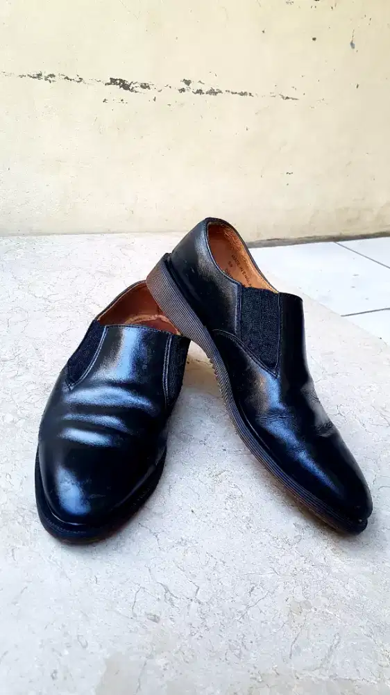 Sepatu DR.Martens