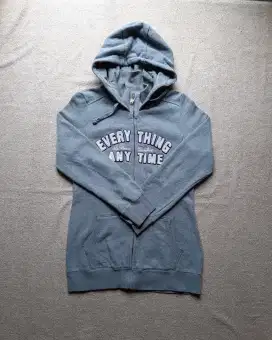 Sweater Cewek Second