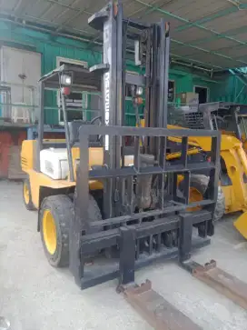 forklift Komatsu FD40-5