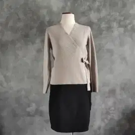 NEW : Atasan Knit Silang Pita.