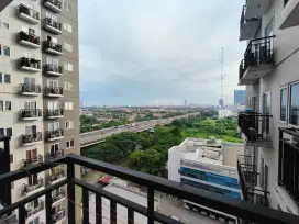 Disewakan Studio semi furnish Sunter Park View Tahunan