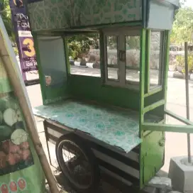 Dijual gerobak  rangka besi kuat ( gratis ongkir)