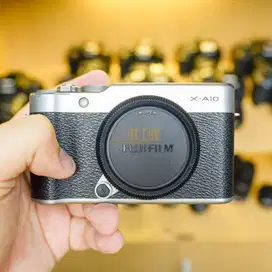 Fujifilm XA10 Body Only Hitam Fullset