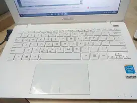 750rb aja .. Asus RAM 4GB, HDD 320GB, mulus, minus