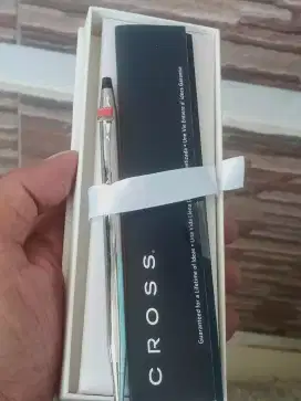 Ballpoint merk cross masih baru