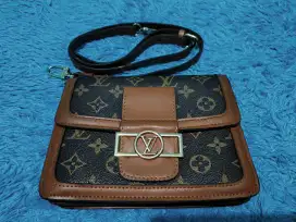 Louis Vuitton Dauphine