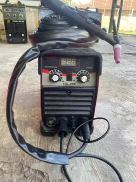 Mesin Las Bekas TIG ARGON 200A Redbo Mesin Las TIG ARGON Bekas