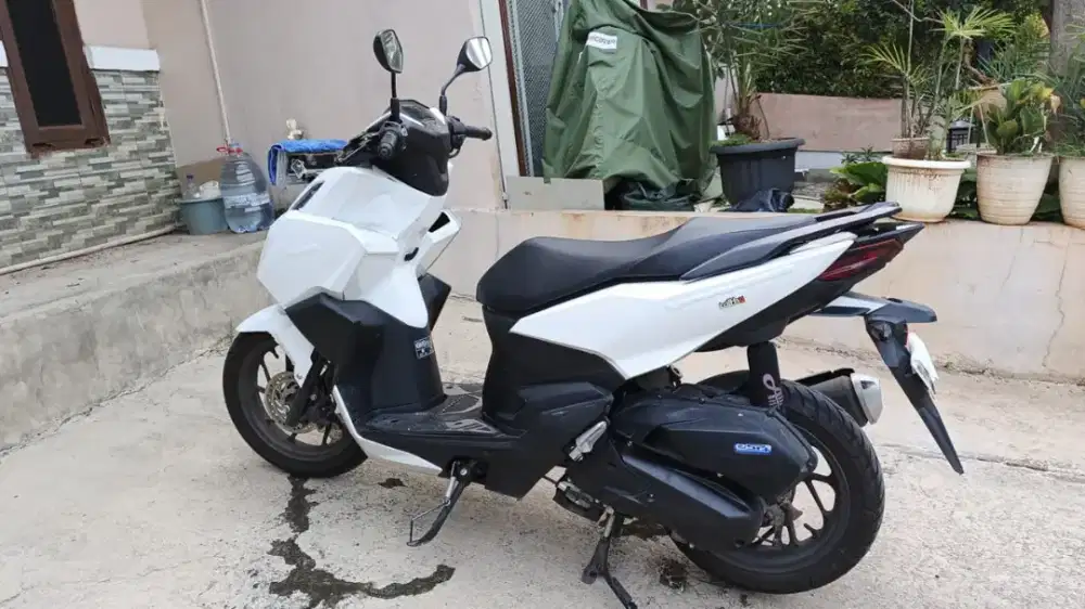 DIJUAL VARIO CBS PUTIH DOFF 2023