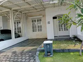 Dijualdikontrakkan Rumah di Grand Permata Jingga