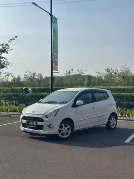 Dp 3jt Daihatsu Ayla 1.0 X Manual 2015