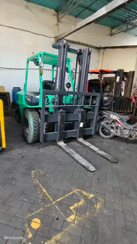 Forklift Mitsubishi  bekas