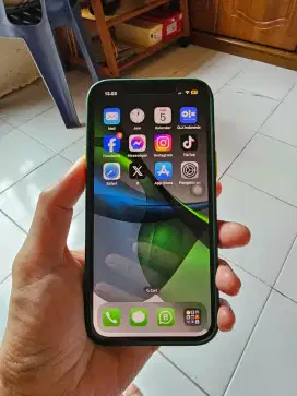 iPhone 12 ProMax 256GB 5G, Putih Silver