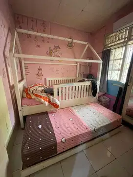 Kasur tingkat/Ranjang Tingkat + springbed anak