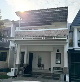 Rumah dijual di Graha Raya Cluster Fortune Belleza (semi-furnished)