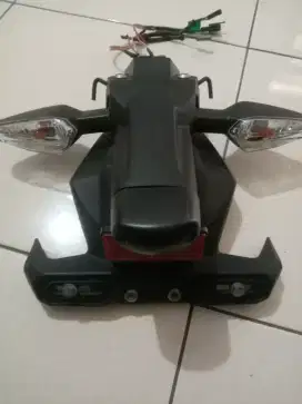 Spakbor Belakang Original New Ninja 250Fi lengkap dengan Lampu Sein