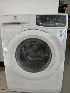 Mesin Cuci Electrolux tipe EWF8005EQWA 8 Kg Ex Display