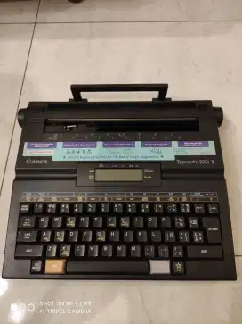 Mesin Ketik Canon Typestar
