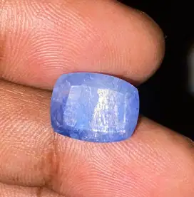 Natural blue sapphire