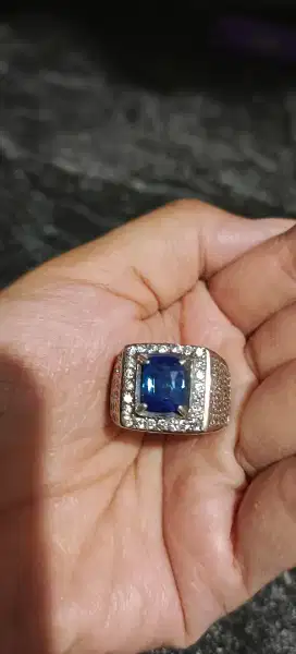 Cincin Batu Blue Saphire